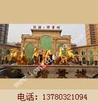 大型阿波罗雕塑