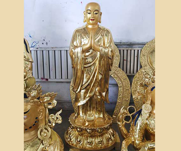 铜佛像
