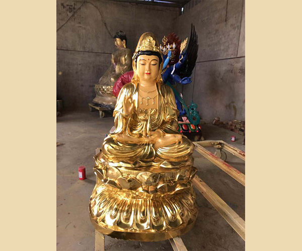 铜佛像