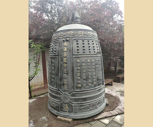 铜钟铸造